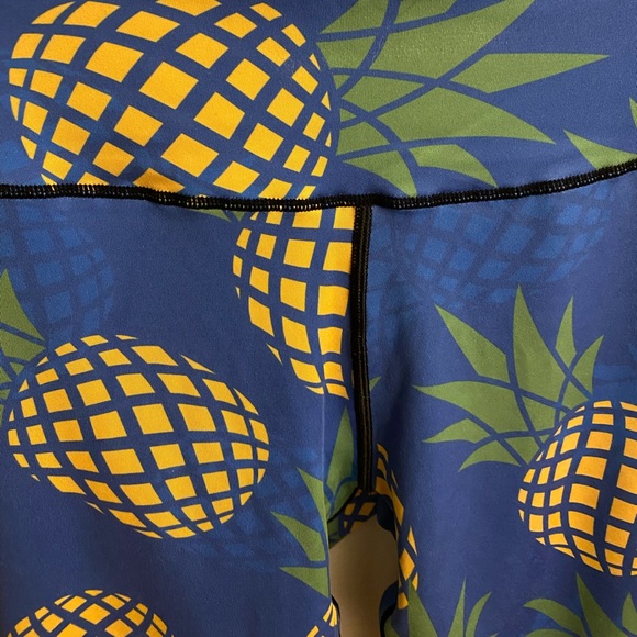 Lotus Leggings Pineapple Leggings - Picture 5 of 5